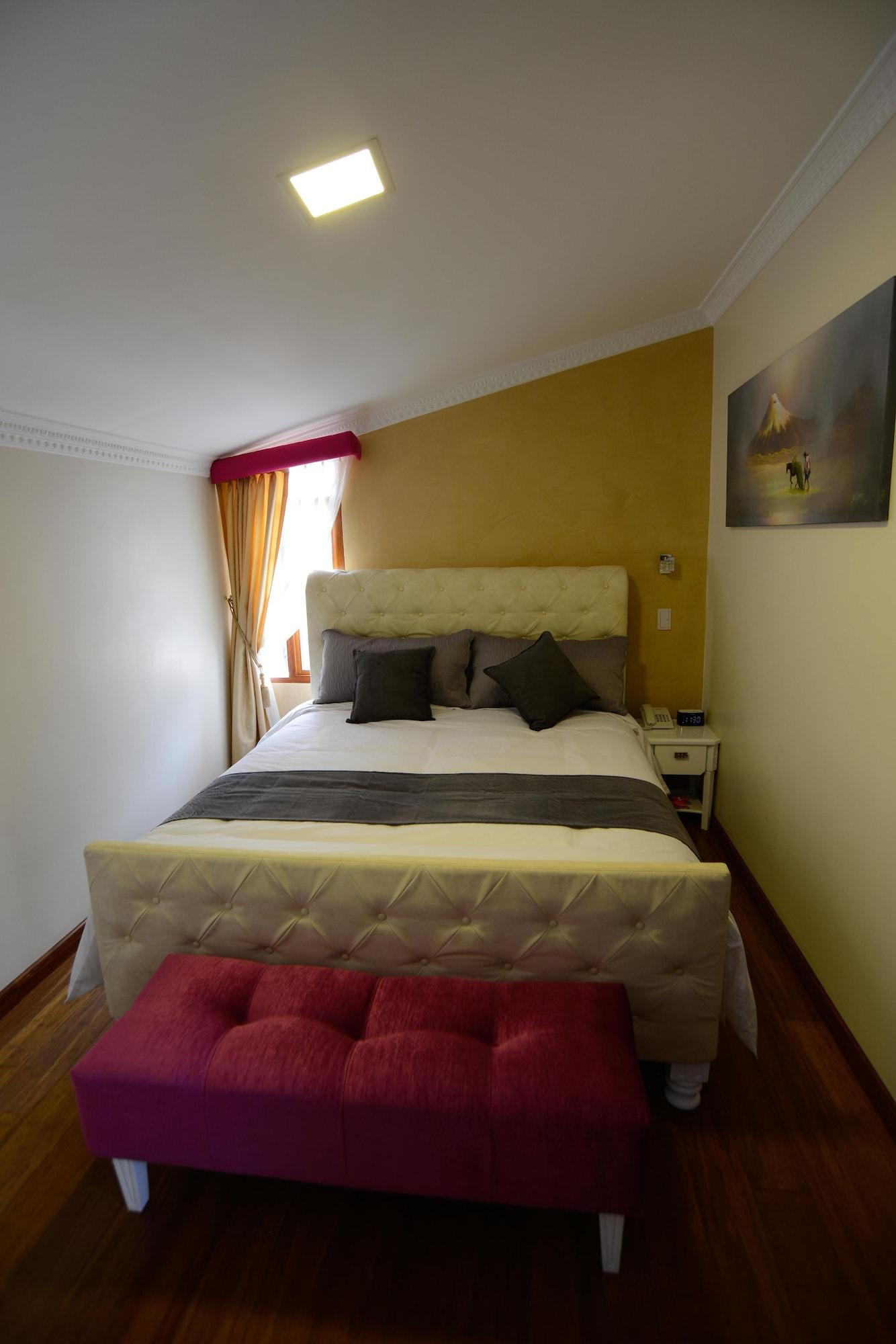 Marquiz Hotel Boutique Quito Esterno foto