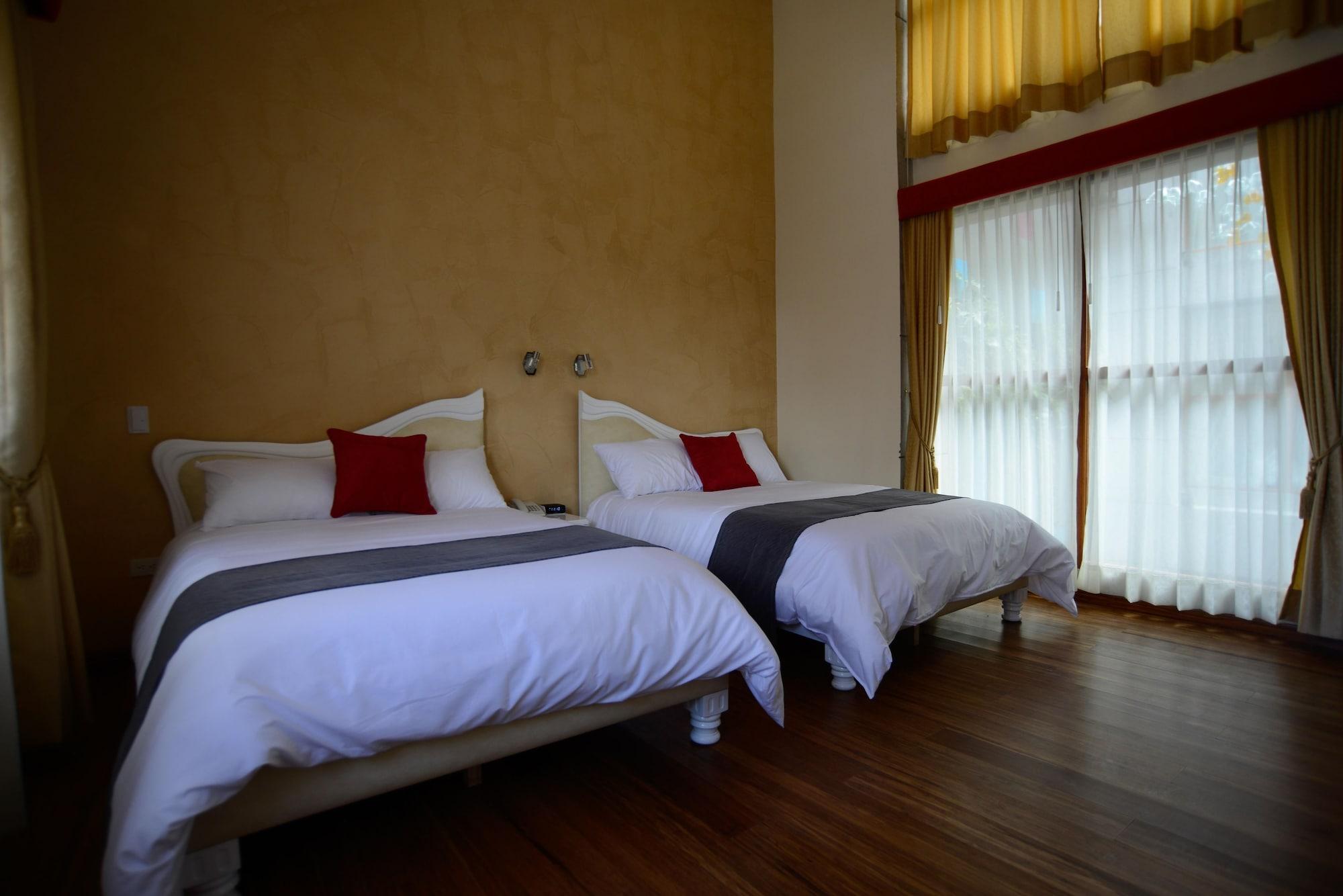 Marquiz Hotel Boutique Quito Esterno foto