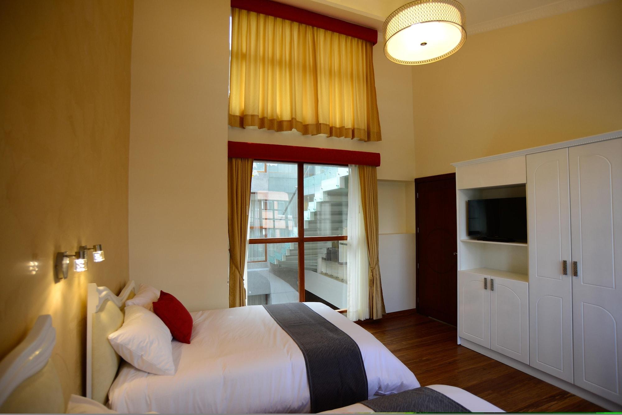 Marquiz Hotel Boutique Quito Esterno foto
