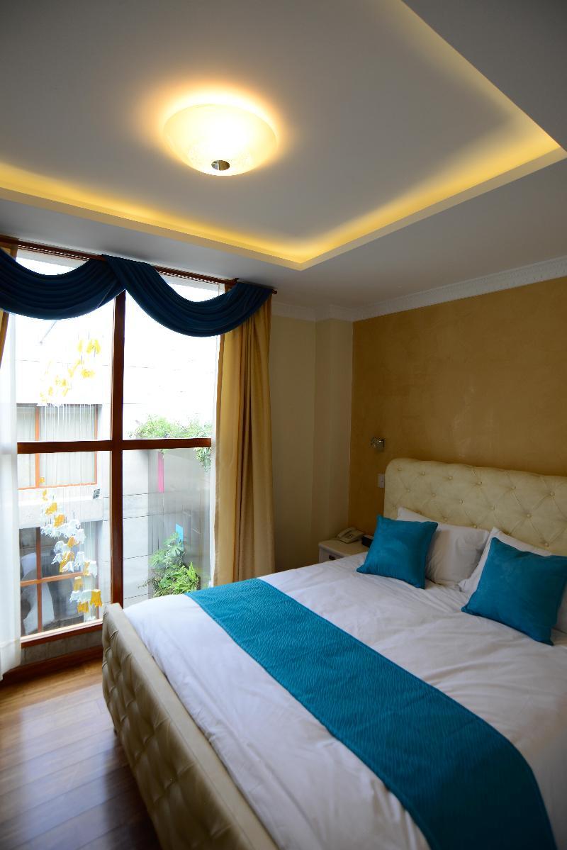 Marquiz Hotel Boutique Quito Esterno foto